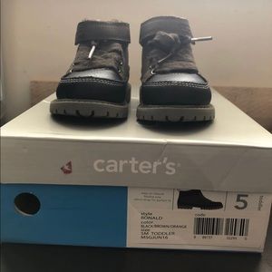 Carter’s boots 5 toddler